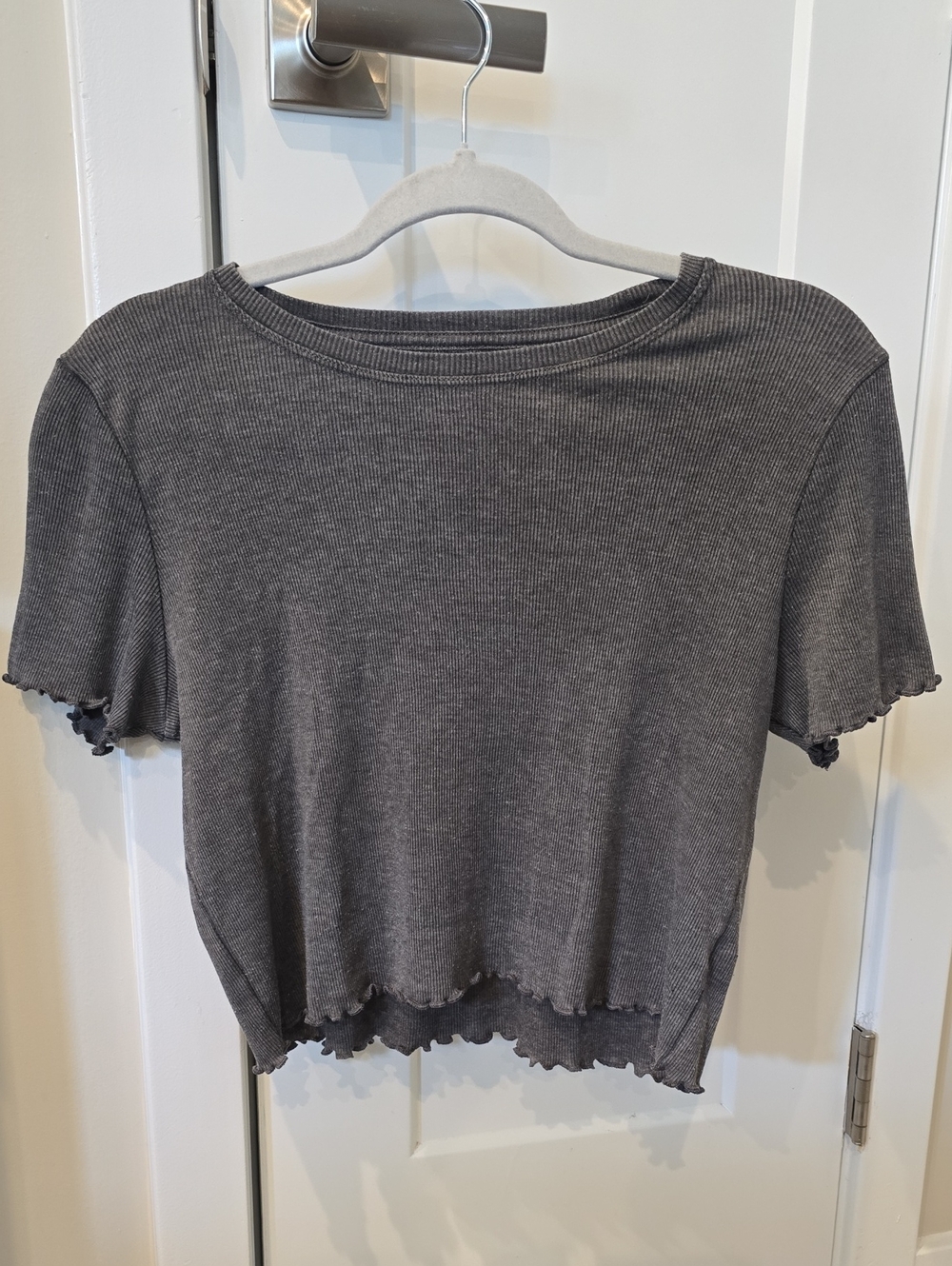 Aerie Charcoal Ribbed Cropped Tee with Lettuce Hem